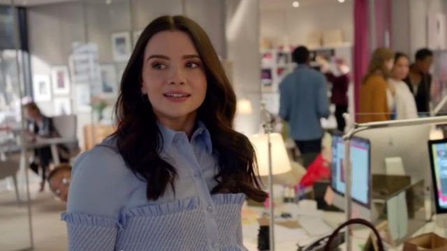 The shirt crop top Jane Sloan (Katie Stevens) in The bold type