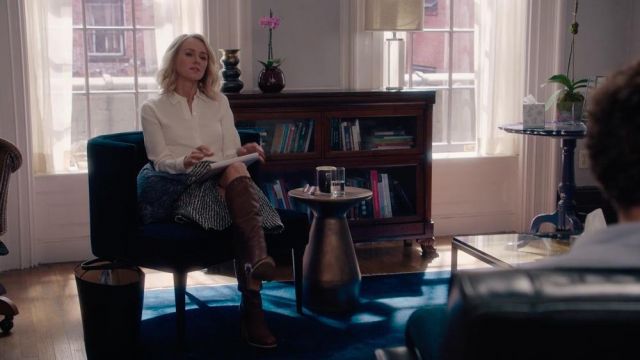 Boots See By Chloé Jean Holloway (Naomi Watts) in Gypsy S01E01