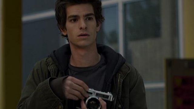 L'appareil photo Yashica de Peter Parker (Andrew Garfield) dans The Amazing Spider-Man