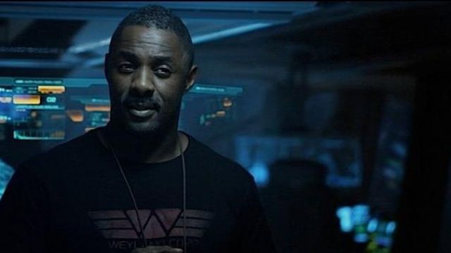 Le T-Shirt Weyland Corp du capitaine Janek (Idris Elba) dans Prometheus