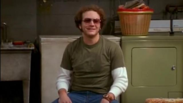 Le t-shirt kaki de Che Guevara de Steven Hyde (Danny Masterson) dans That 70's Show S03E18