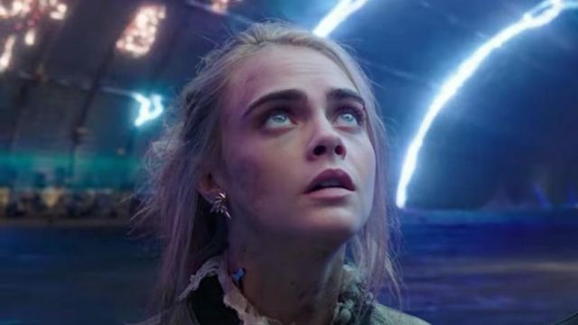 Earrings gold worn by Laureline (Cara Delevingne) in Valérian and the City of ten thousand planets