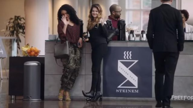 The boots in Sutton Brady (Meghann Fahy) in The bold type S01E03