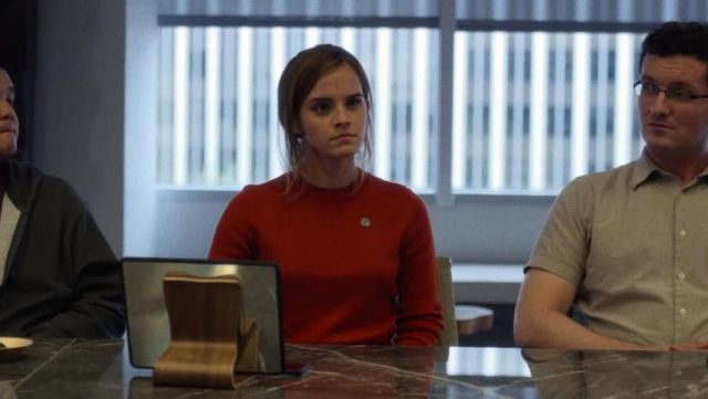 The Sweater Of Mae Holland Emma Watson In The Circle Spotern
