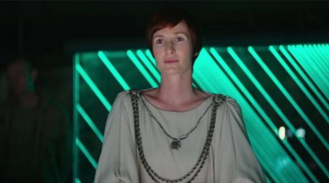 My Mothma (Genevieve O'reilly) in Rogue One: A Star Wars Story