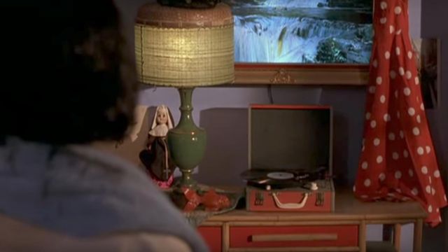 The vinyl "Devil got my woman" by Skip James in Ghost World