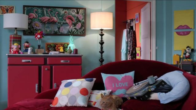 The meridian red-Josephine (Marilou Berry) in Josephine rounds