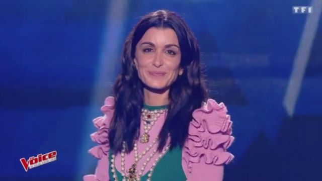 The dress Gucci pink and green of Jenifer in the Voice 2017