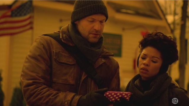 The hull of the smartphone that is Dr. Ephraim Goodweather (Corey Stoll) in The Strain S04E05