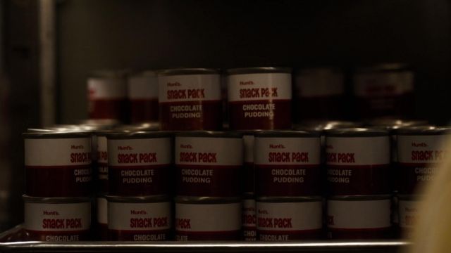 The boxes of Hunt's snack pack in Stranger Things