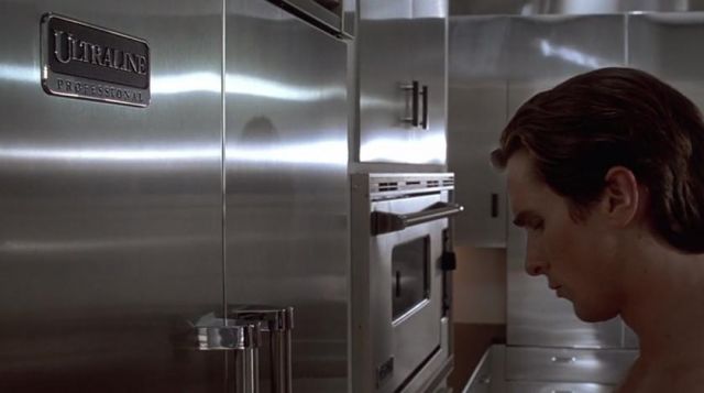 The fridge, Ultraline Patrick Bateman (Christian Bale) in American Psycho