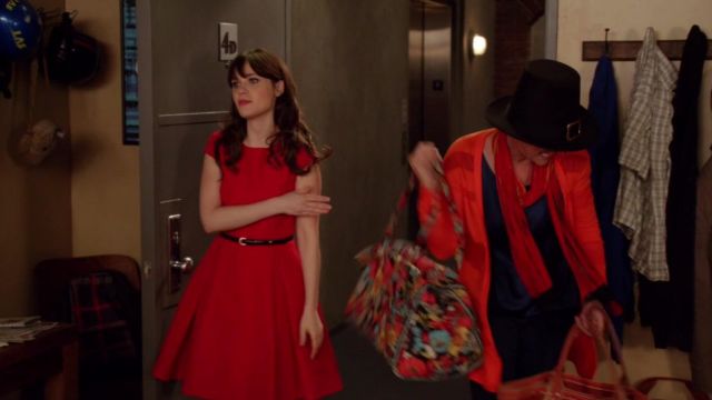 La robe rouge de Jessica Day (Zooey Deschanel) dans New Girl S08E02