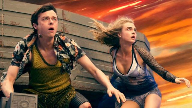 The shirt with the flowers of Valérian (Dane DeHaan) in Valérian and the City of ten thousand planets