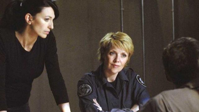 The black uniforms worn by Major Samantha Carter (Amanda Tapping) Stargate SG-1 S10E04