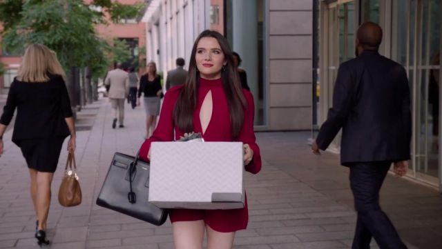 The playsuit red Zimmermann Jane Sloan (Katie Stevens) in The Bold Type S01E10