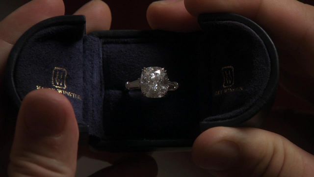 El solitario anillo de compromiso de Harry Winston planeado para