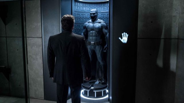 The costume of Batman (Ben Affleck) in the Batman V Superman: dawn of justice