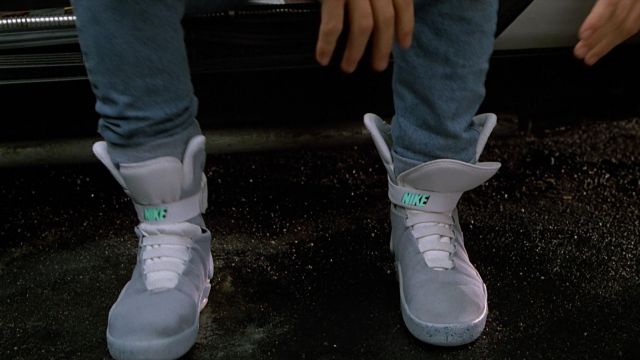 Les sneakers Nike auto-laçante de Marty McFly (Michael J. Fox) dans Retour vers le Futur 2