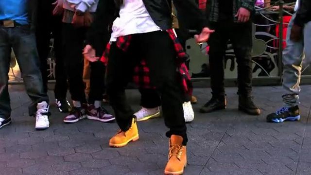 The Timberland in the clip Loyal Chris Brown | Spotern