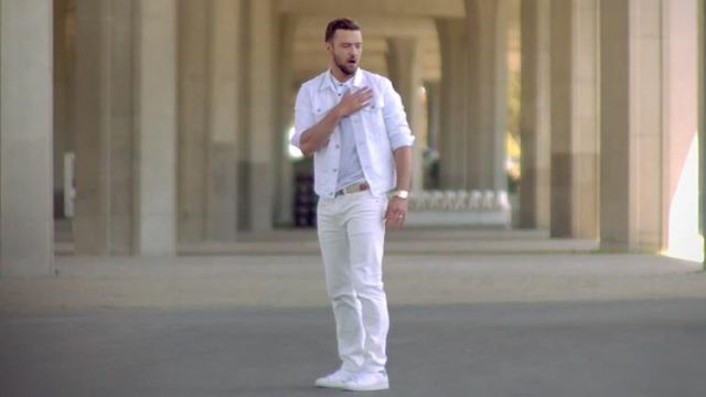 The pair of Adidas Stan Smith Justin Timberlake in her music video Can't stop the feeling