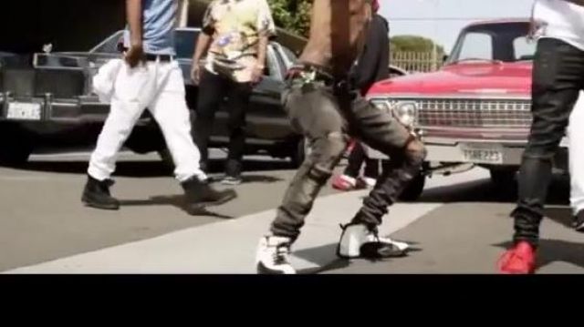 The jordan 12 TAXI in the clip, Roped Off of The Game