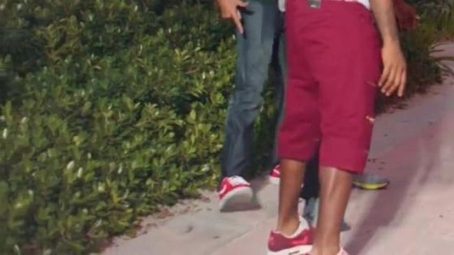 les sneakers nike air max 1 d'un figurant dans le clip "you da baddest" de Future