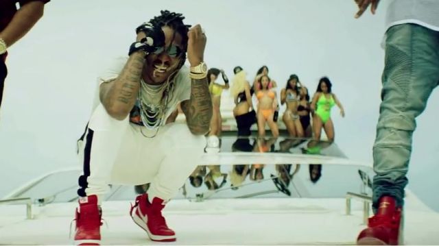 The Airforce in the clip You Mine DJ Khaled