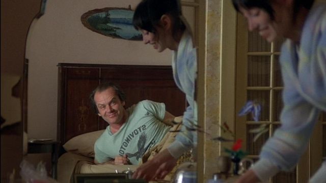 The t-shirt Stovington Eagles of Jack Torrance (Jack Nicholson) in the Shining