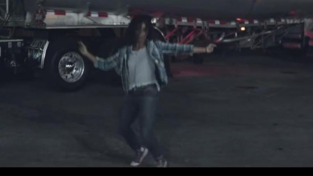 les sneakers  Converse CHUCK TAYLOR ALL STAR de pharell williams dans le clip happy