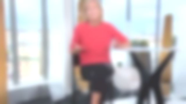 Le pull en cachemire de Claire Chazal dans Entrée libre du 20/09/2017