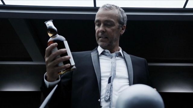 The bottle of scotch of Dr. Holden Radcliffe (John Hannah) in Marvel: Agents of the Shield