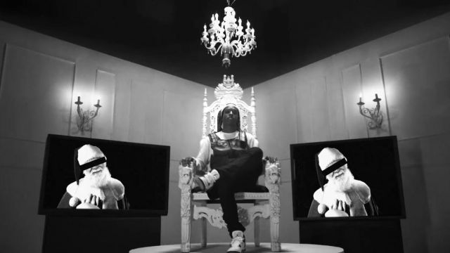 Sneakers Nike Air Jordan 4 retro "OG" in the clip Long Live A$AP A$AP ROCKY
