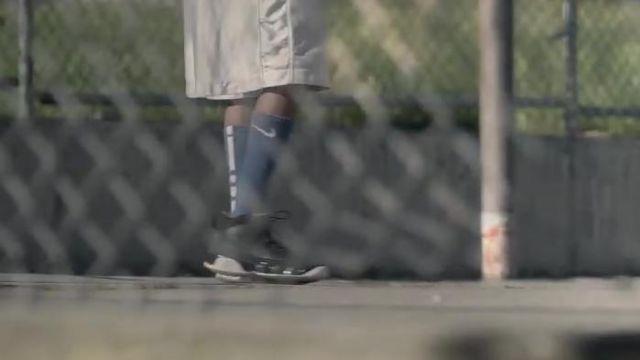 Les sneakers Nike Air Jordan 9 retro dans le clip Glorious (feat. Skylar Grey) de Macklemore