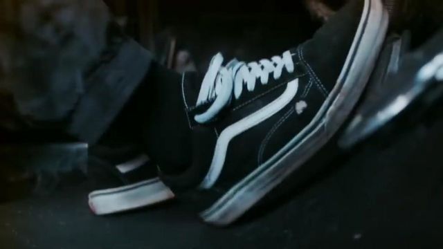 Les chaussures Vans Old Skool noire dans le clip Rella de Tyler The Creator, Hodgy et Domo Genesis