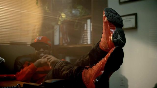 La paire de Nike Air Jordan IX dans le clip 23 de Mike WiLL Made-It