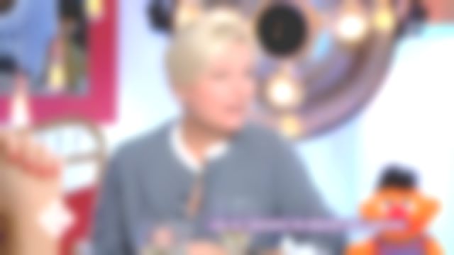 La peluche Ernie de Rue Sésame dans l'émission C à Vous du 25/09/17