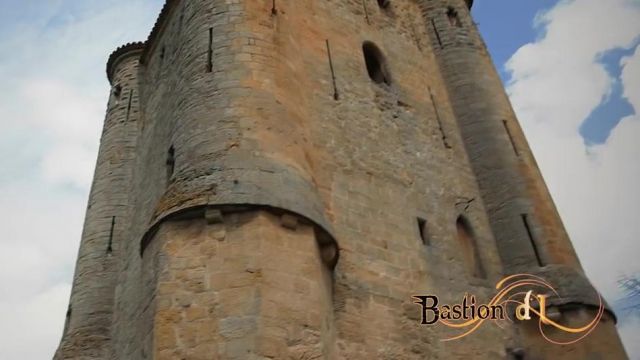 The Castle Of Arques A Bastion Of Undgart In Noob Season 7 Spotern