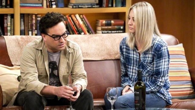 Le t-shirt arbre de Leonard Hofstadter (Johnny Galecki) dans The Big Bang Theory S11E02