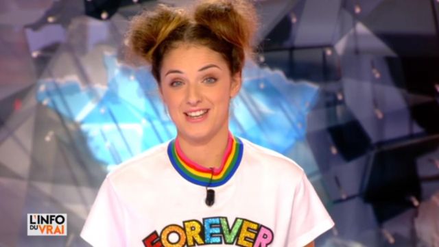 The t-shirt Forever or never by Camille Lavabre in the weather of the info of the true of the 29/09/2017