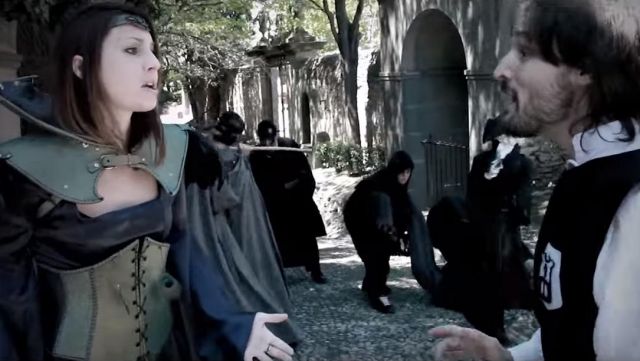 El Jardín del Calvario en Carcasona y su Vía Crucis esculpido al final de la temporada 4 de Noob