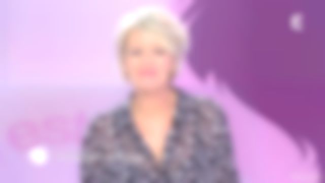 Blusa floral de Sophie Davant en el programa C'est au del 11/10/2017