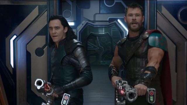The costume of Loki (Tom Hiddleston) in Thor : Ragnarok