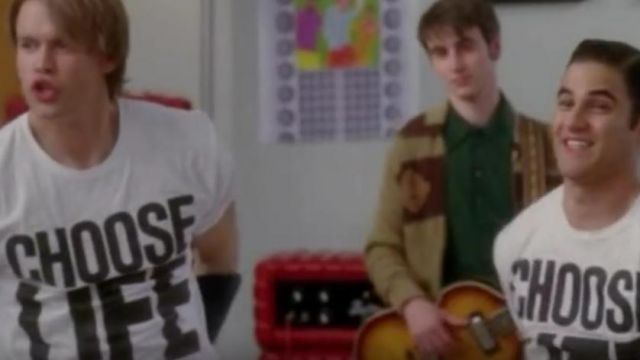 The t-shirt "Choose Life" by Sam Evans (Chord Overstreet) and Blaine Anderson (Darren Criss) in Glee S04E17