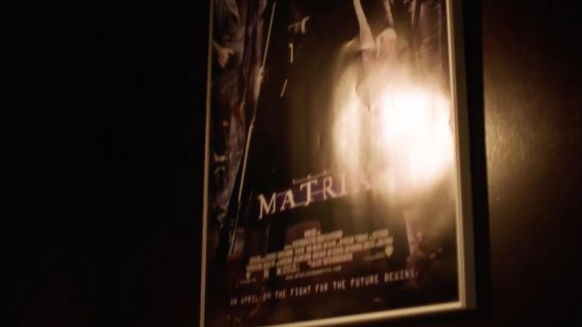 The poster of the film 'The Matrix' in the house of Cisco Ramon (Carlos Valdes) in The Flash S04E04