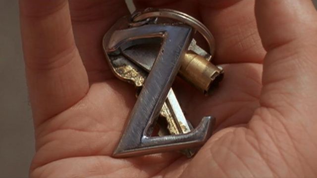 Zed Motorcycle's Z Silver Keychain stolen by Butch Coolidge (Bruce Willis) as seen in Pulp Fiction