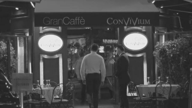Le restaurant Le Gran Caffé Convivium à Paris dans le clip Petit Prince de Sadek