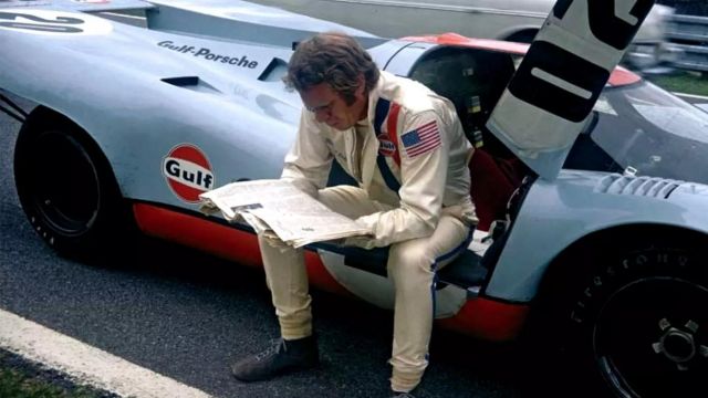 The authentic combination of pilot Gulf of Michael Delaney (Steve McQueen) in Le Mans