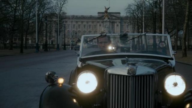 The Mall down in the car by Philip Mountbatten (Matt Smith) in The Crown S01E10