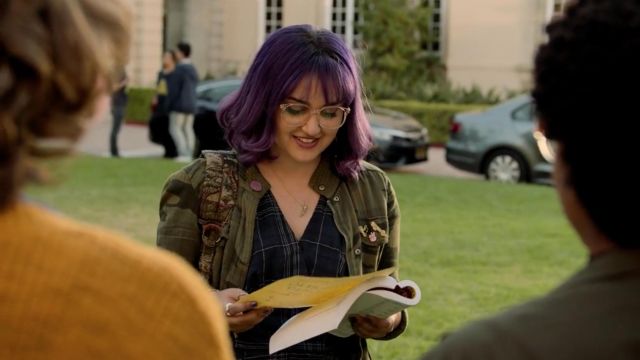 The pin's Tuesday Bassen "Give 'Em the Boot Pin of Gert Yorkes (Ariela Barer) in Marvel's Runaways S01E04