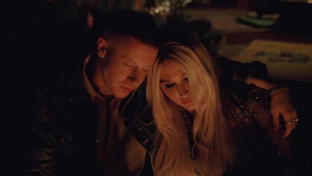 Jean jacket Levi's of Macklemore in his music video Good Old Days with Kesha